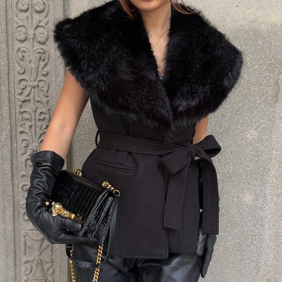 Black Preppy Women's Patchwork Faux Fur Collar Sleeveless Cropped Jacket - Picture 1 of 7